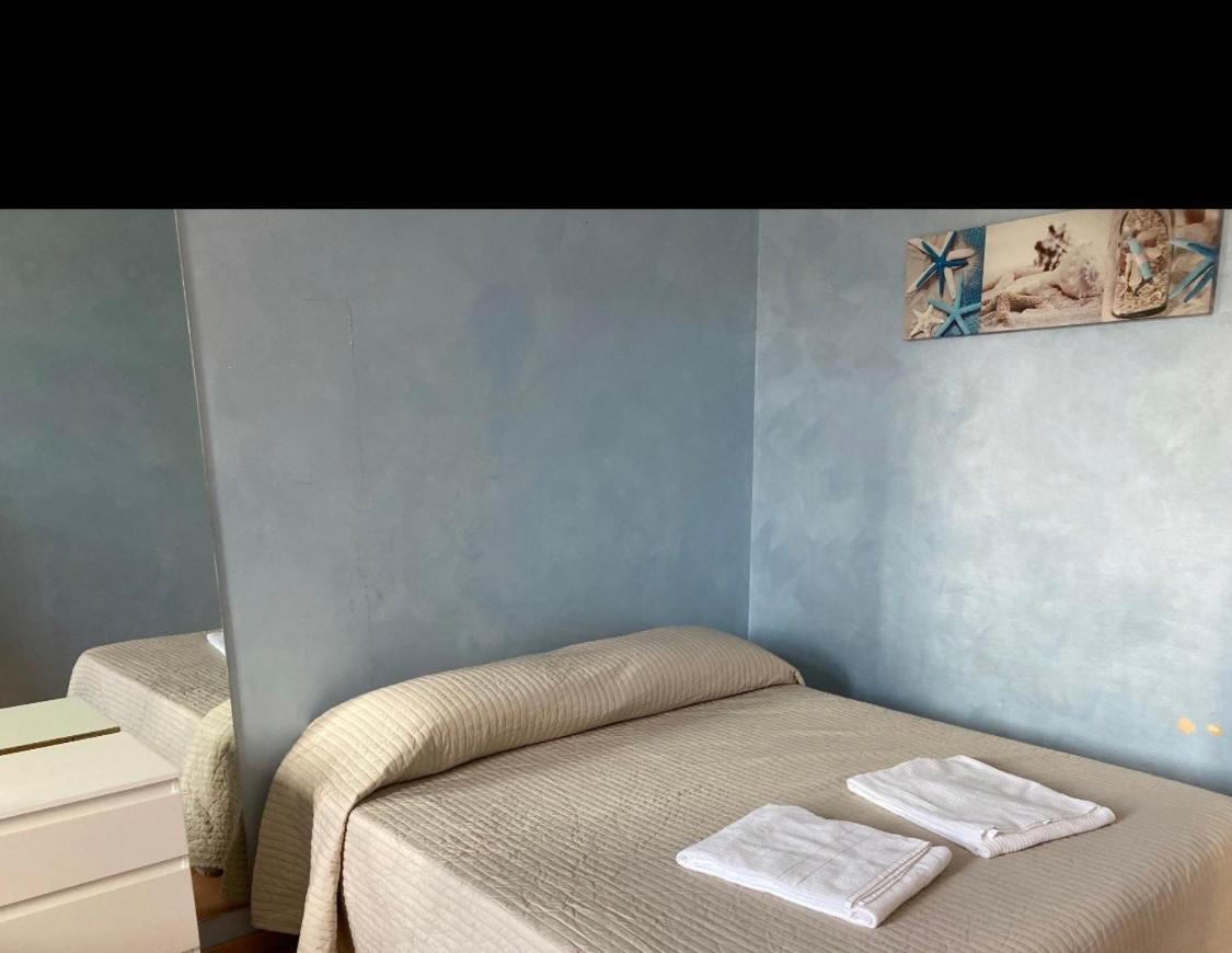 Cavour Guest House 文蒂米利亚 外观 照片